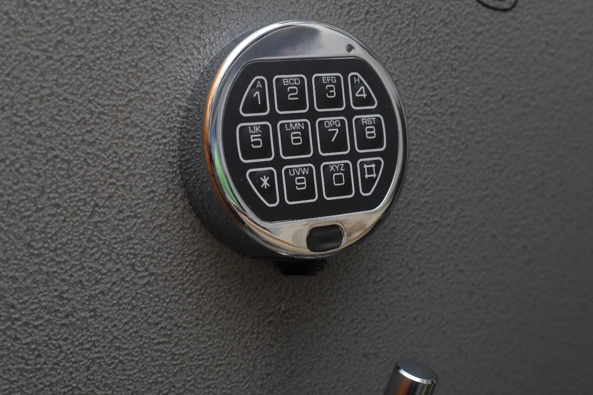 keypad gun safe