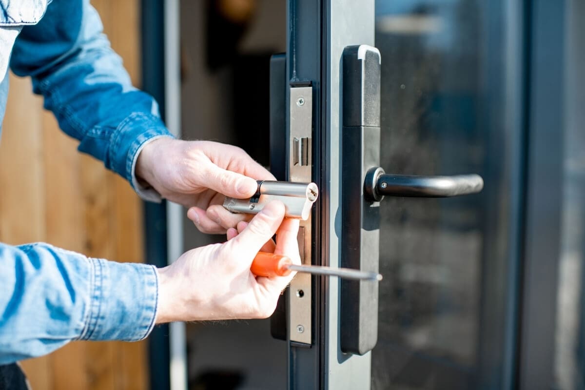 Types of Locksmiths and Their Satisfactory Services
