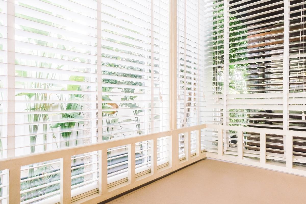 Top 10 Reasons Blinds Are Better Than Drapes